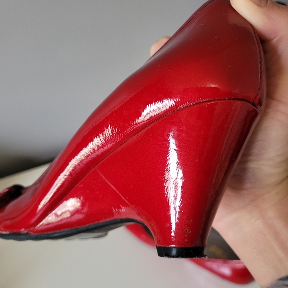 Me Too Red Wedges, GUC, Size 6 - Picture 6 of 8